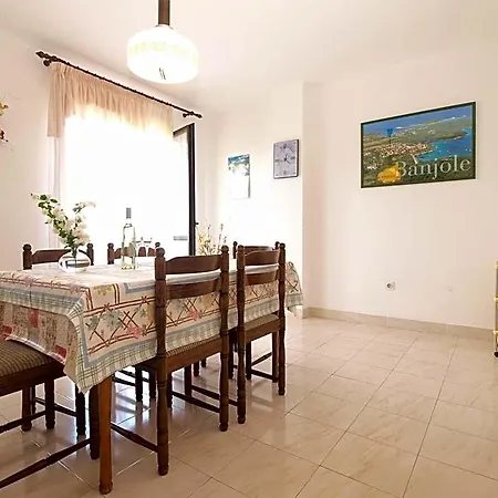 1644 4* Banjole