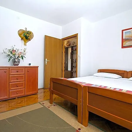 Hotel 1644 Banjole
